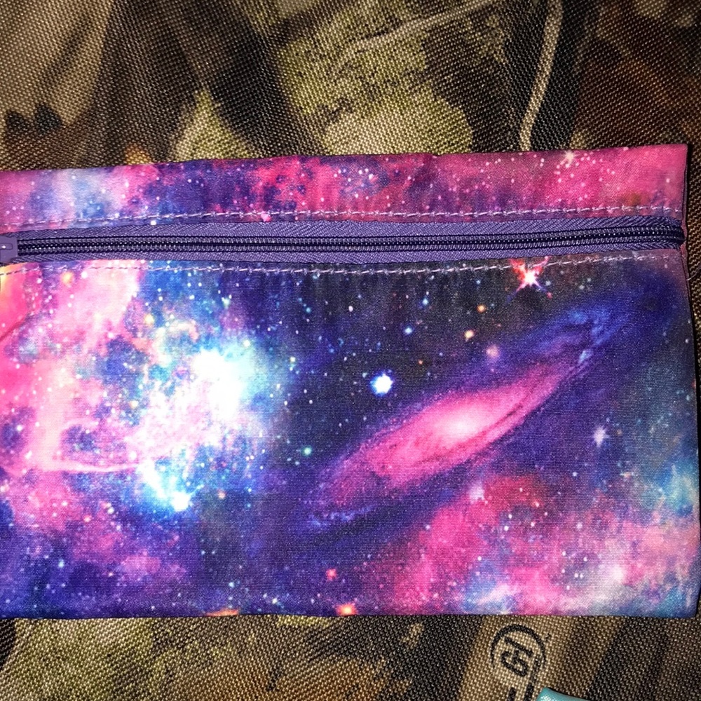 Makeup bag
